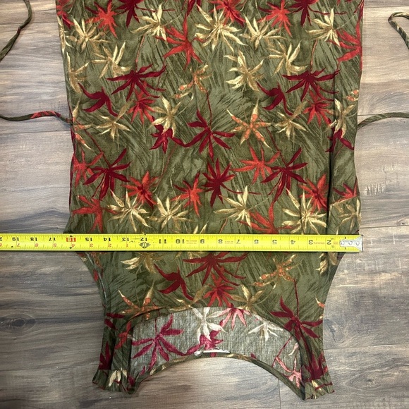 Tropical Floral Sleeveless Dress - Picture 4 of 4